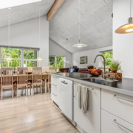 Σπίτι διακοπών Varpu - 1-5km From The Sea By Interhome Hals